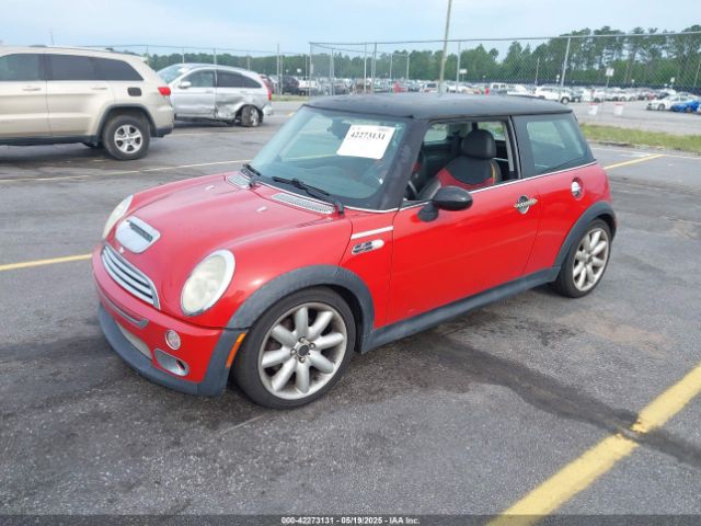 2006 MINI COOPER S WMWRE33576TJ35157 Photo 1