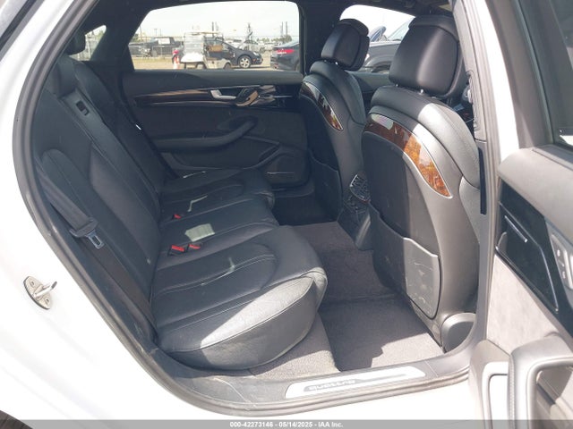 2017 AUDI A8 L WAU44AFD9HN019969 Photo 7