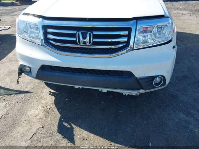 5FNYF3H9XFB018506 Honda Pilot Touring