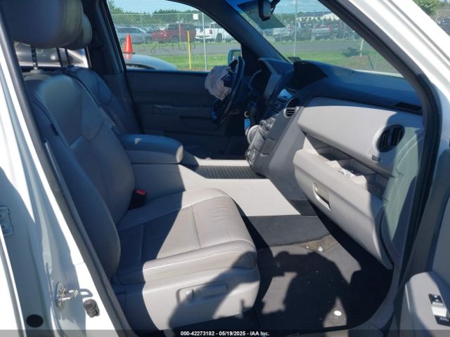 5FNYF3H9XFB018506 Honda Pilot Touring