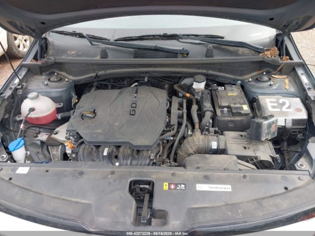 KNDPVCAF7P7105673 KIA Sportage Ex