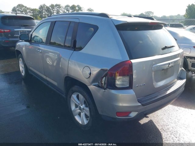 1C4NJDEB6GD718725 Jeep Compass Latitude