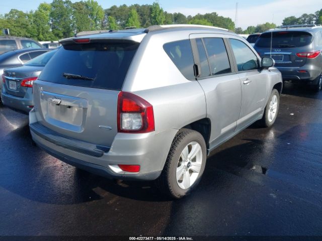 1C4NJDEB6GD718725 Jeep Compass Latitude
