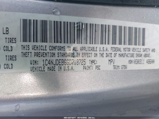 1C4NJDEB6GD718725 Jeep Compass Latitude