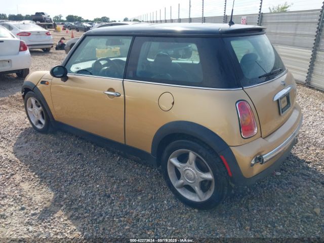 2004 MINI COOPER WMWRC33404TJ55065 Photo 2