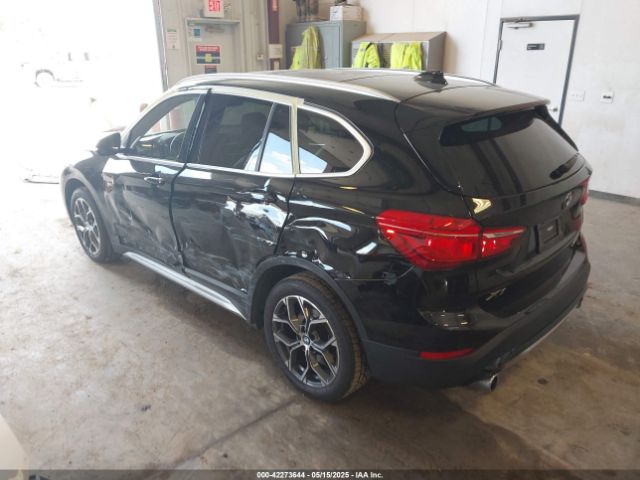 2022 BMW X1 WBXJG9C09N5U69567 Photo 2