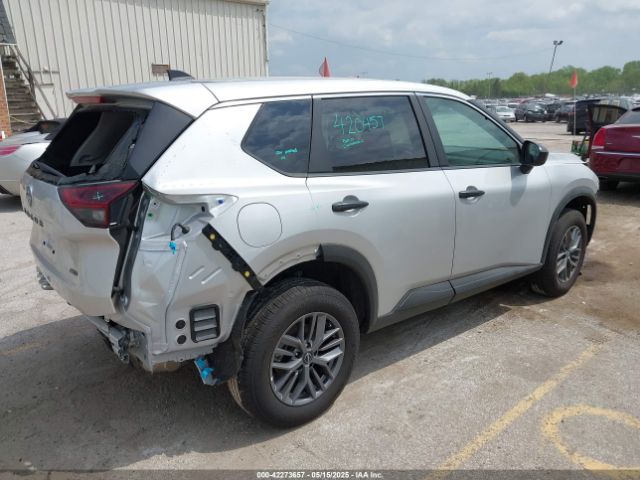 5N1BT3AB4SC834268 Nissan Rogue S Intelligent Awd