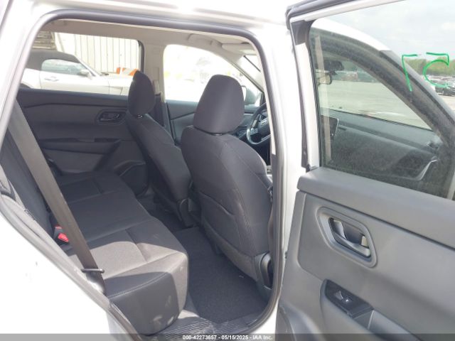 5N1BT3AB4SC834268 Nissan Rogue S Intelligent Awd