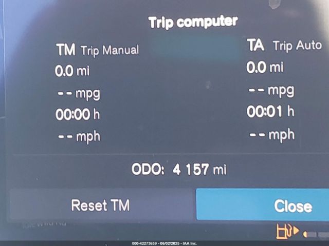 YV4L12UJ8S2544646 Volvo Xc40 B5 Core Bright Theme