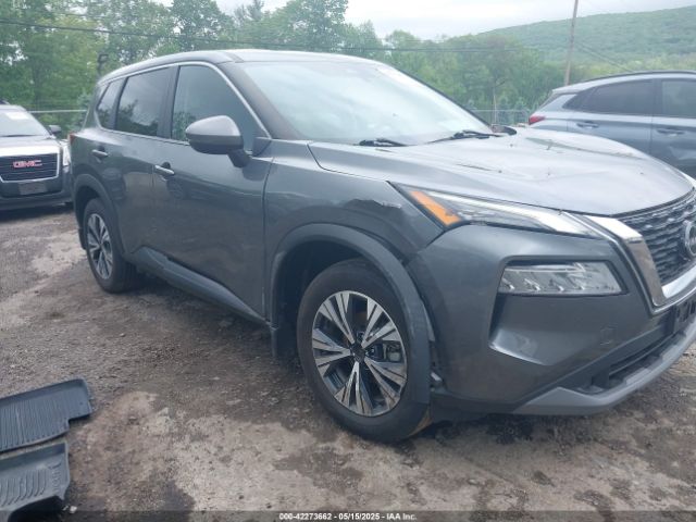 5N1BT3BBXNC685187 Nissan Rogue Sv Intelligent Awd