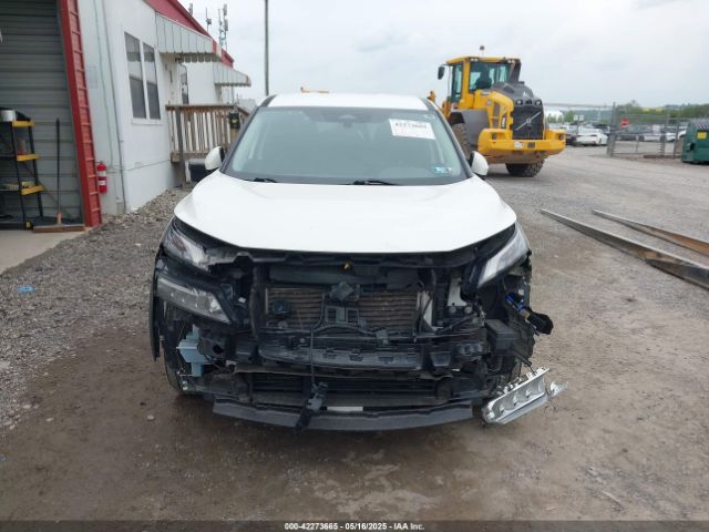 5N1AT3BB5MC814656 Nissan Rogue Sv Intelligent Awd
