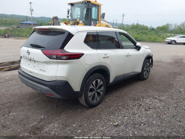 5N1AT3BB5MC814656 Nissan Rogue Sv Intelligent Awd