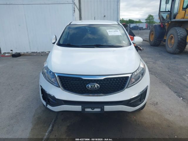KNDPBCAC3G7811098 KIA Sportage Lx