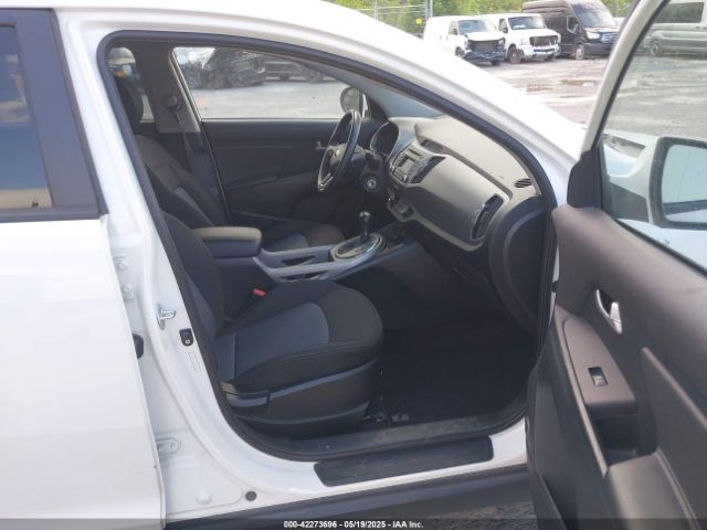 KNDPBCAC3G7811098 KIA Sportage Lx