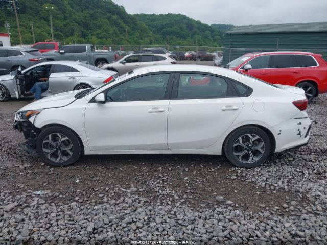 3KPF24AD3LE194032 KIA Forte Lxs