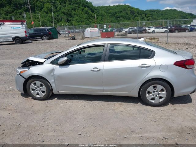 3KPFK4A76HE043266 KIA FORTE LX