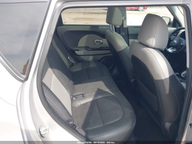 KNDJP3A54J7613131 KIA SOUL +