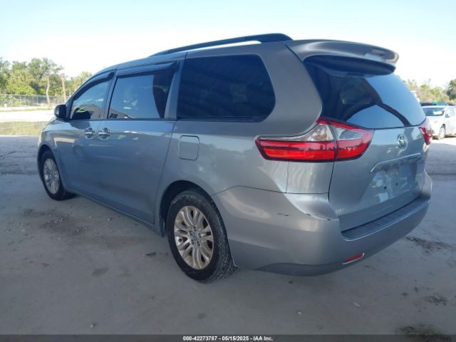 5TDYZ3DC1HS805349 Toyota Sienna Xle 8 Passenger