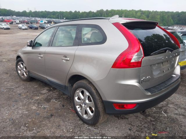 2013 VOLVO XC60 YV4952DL4D2452677 Photo 2