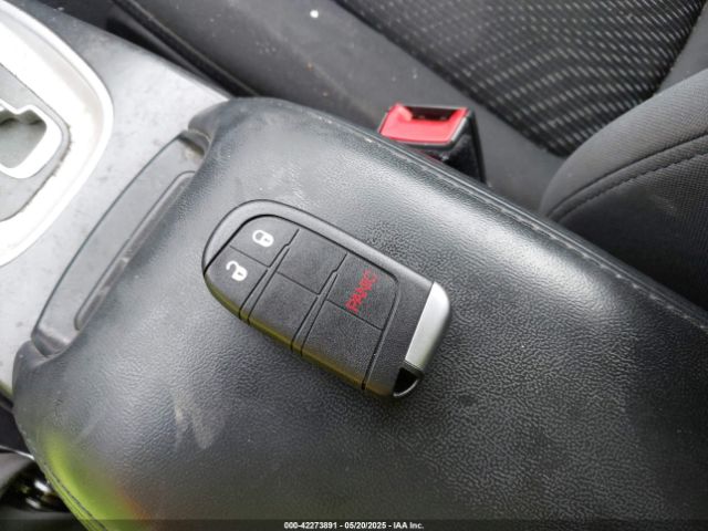 3C4PDCAB7JT444825 Dodge JOURNEY SE