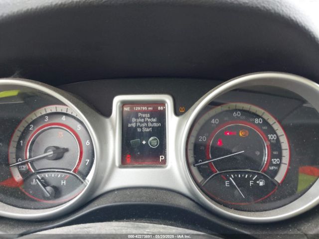 3C4PDCAB7JT444825 Dodge JOURNEY SE