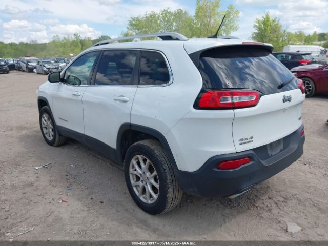 1C4PJMCS3FW557734 Jeep Cherokee Latitude