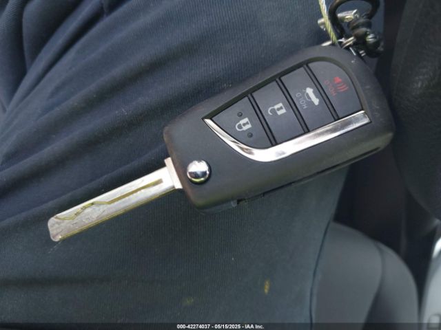 5YFB4MDE4SP266477 Toyota COROLLA LE