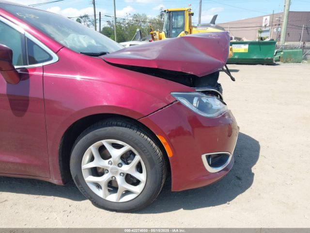2018 CHRYSLER PACIFICA 2C4RC1FG2JR150059 Photo 5