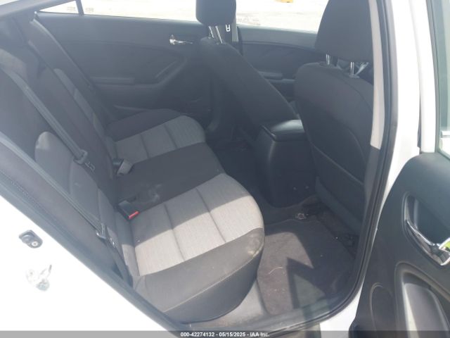 KNAFX4A81G5553218 KIA FORTE EX
