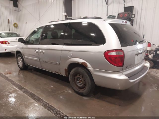 2004 CHRYSLER TOWN & COUNTRY 2C4GP44R54R607405 Photo 2