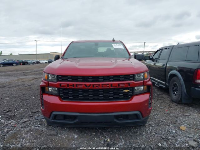 1GCPYBEK7LZ310563 Chevrolet Silverado 1500 4wd  Short Bed Custom