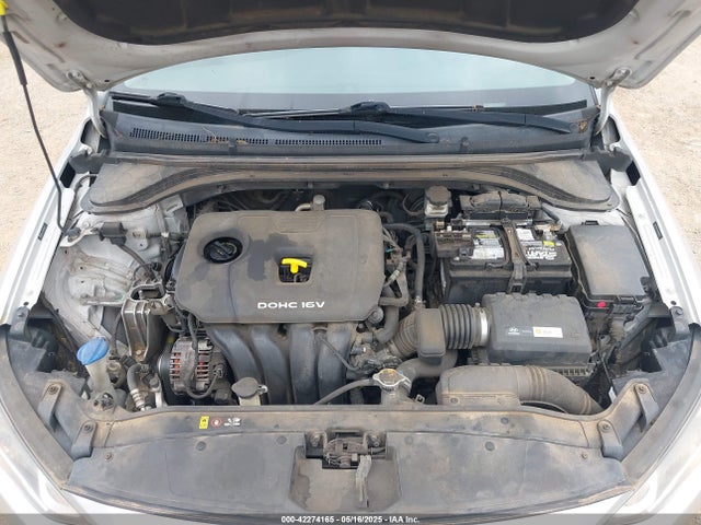 5NPD84LF3HH009825 Hyundai ELANTRA SE