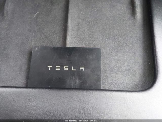 5YJ3E1EA8MF023748 Tesla 2021