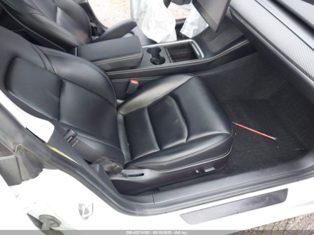 5YJ3E1EA8MF023748 Tesla 2021