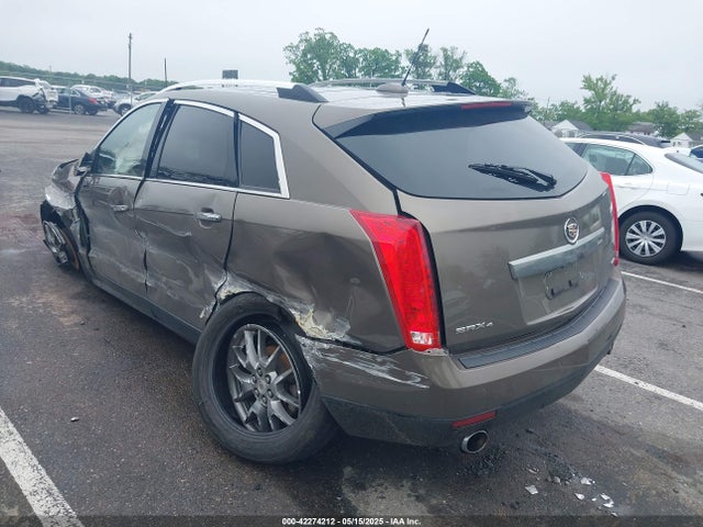 2015 CADILLAC SRX 3GYFNEE37FS519747 Photo 2
