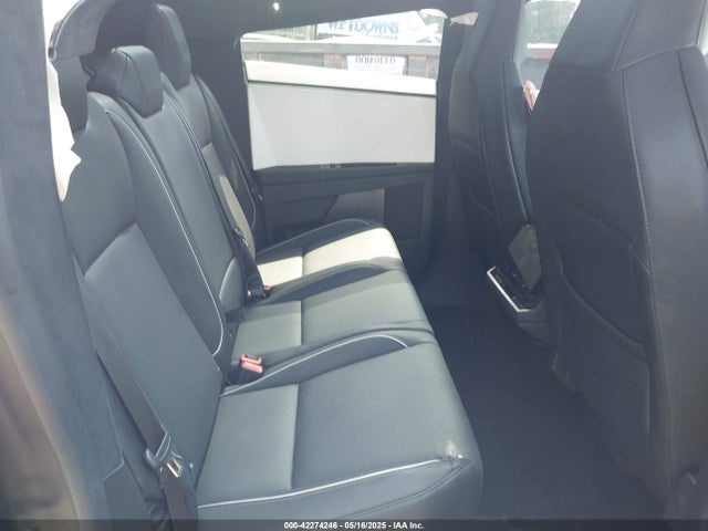 2024 TESLA CYBERTRUCK 7G2CEHED1RA008660 Photo 7