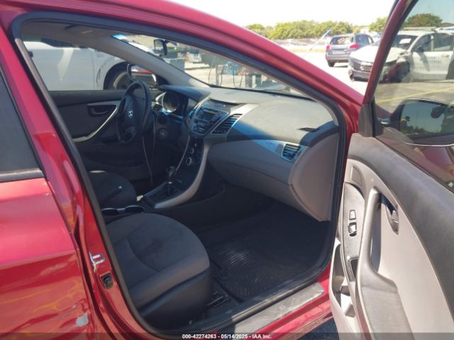 5NPDH4AE1EH531519 Hyundai ELANTRA SE