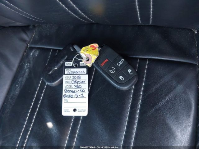 2018 CHRYSLER 300 2C3CCAGG2JH177647 Photo 10