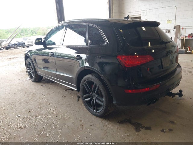 2017 AUDI SQ5 WA1CCAFP8HA058730 Photo 2