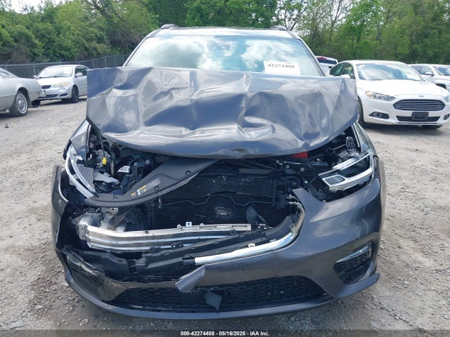 2C4RC1BG2NR176124 Chrysler Pacifica Touring L