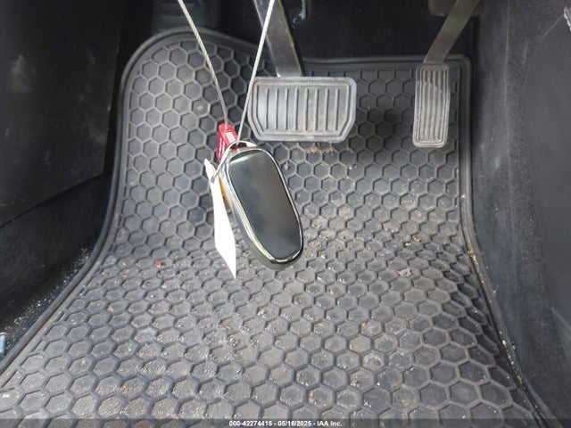 2016 TESLA MODEL S 5YJSA1E18GF174200 Photo 10