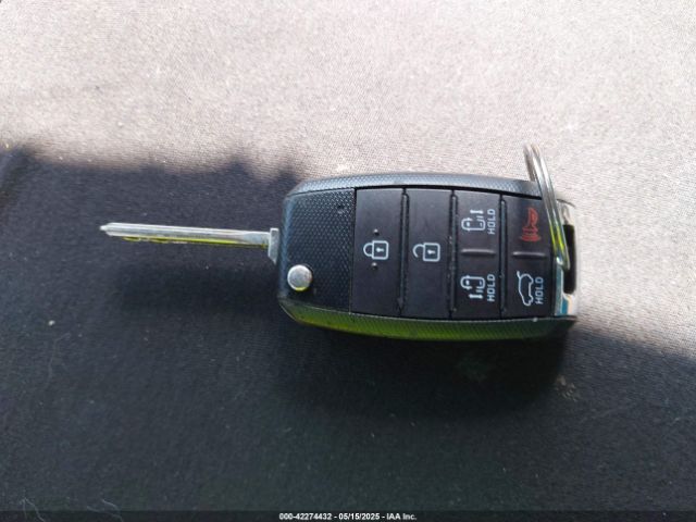 KNDMB5C14G6194620 KIA SEDONA LX