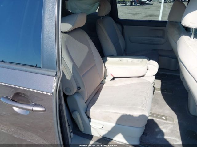 KNDMB5C14G6194620 KIA SEDONA LX