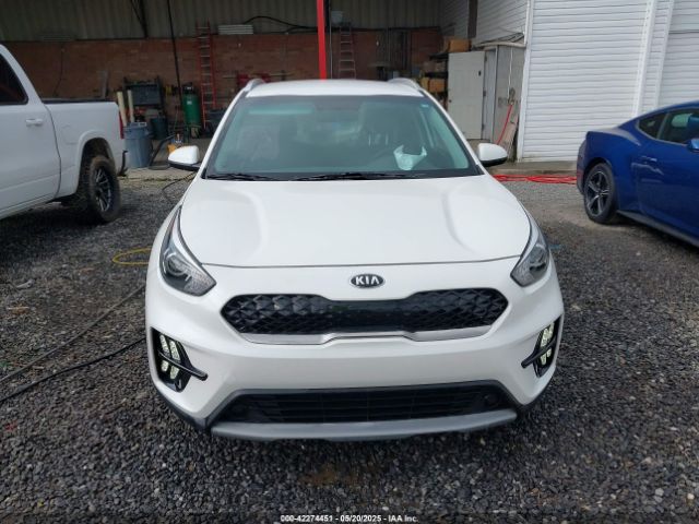 KNDCB3LC8L5420417 KIA NIRO LX