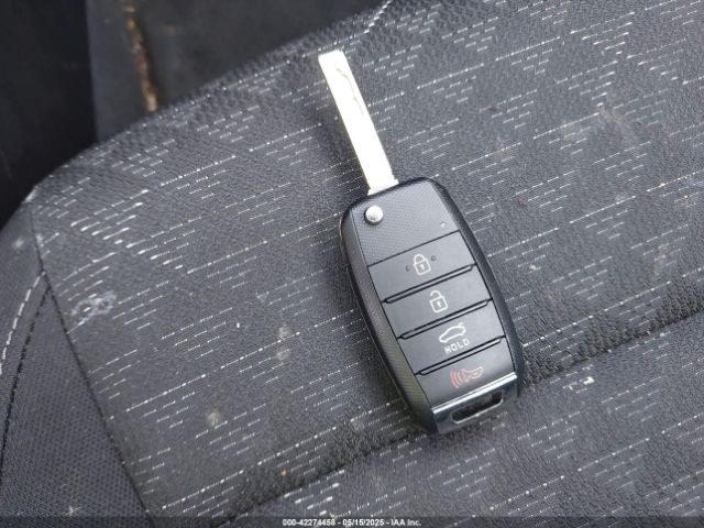 3KPA24AD6ME424822 KIA RIO S