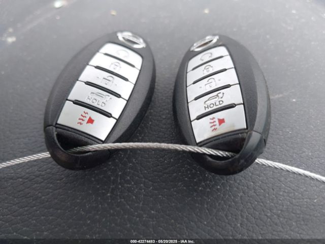 5N1AT2MT2HC883827 Nissan 2017