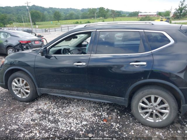 5N1AT2MT2HC883827 Nissan 2017