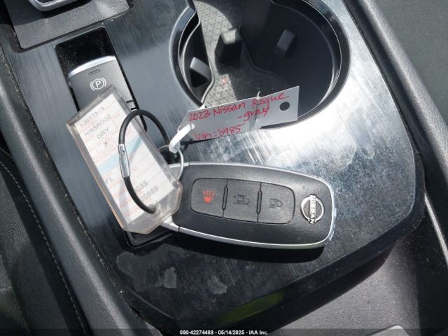 5N1BT3AA7PC888985 Nissan Rogue S Fwd