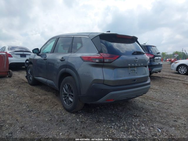 5N1BT3AA7PC888985 Nissan Rogue S Fwd
