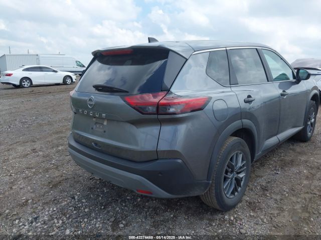 5N1BT3AA7PC888985 Nissan Rogue S Fwd